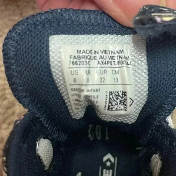 Converse Child Chuck Taylor All Star Unicorn Print Velcro High Top Sneaker Sz6 - Picture 11 of 11